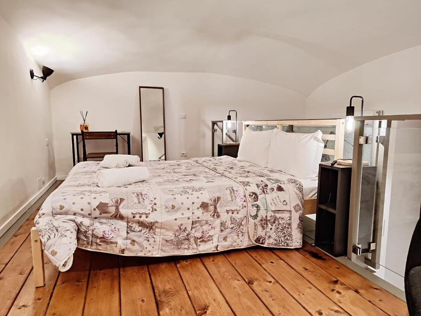 Testaccio Industrial Loft Rome Bagian luar foto
